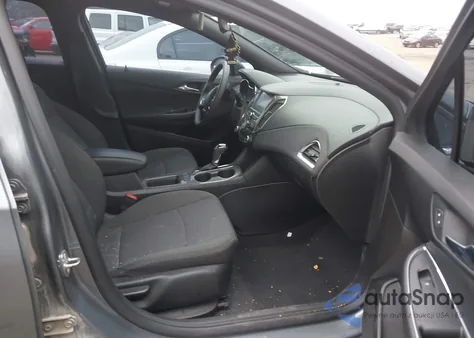 2018 Chevrolet Cruze Lt Auto z USA, uszkodzony, nr VIN 1G1BE5SM5J7211669
